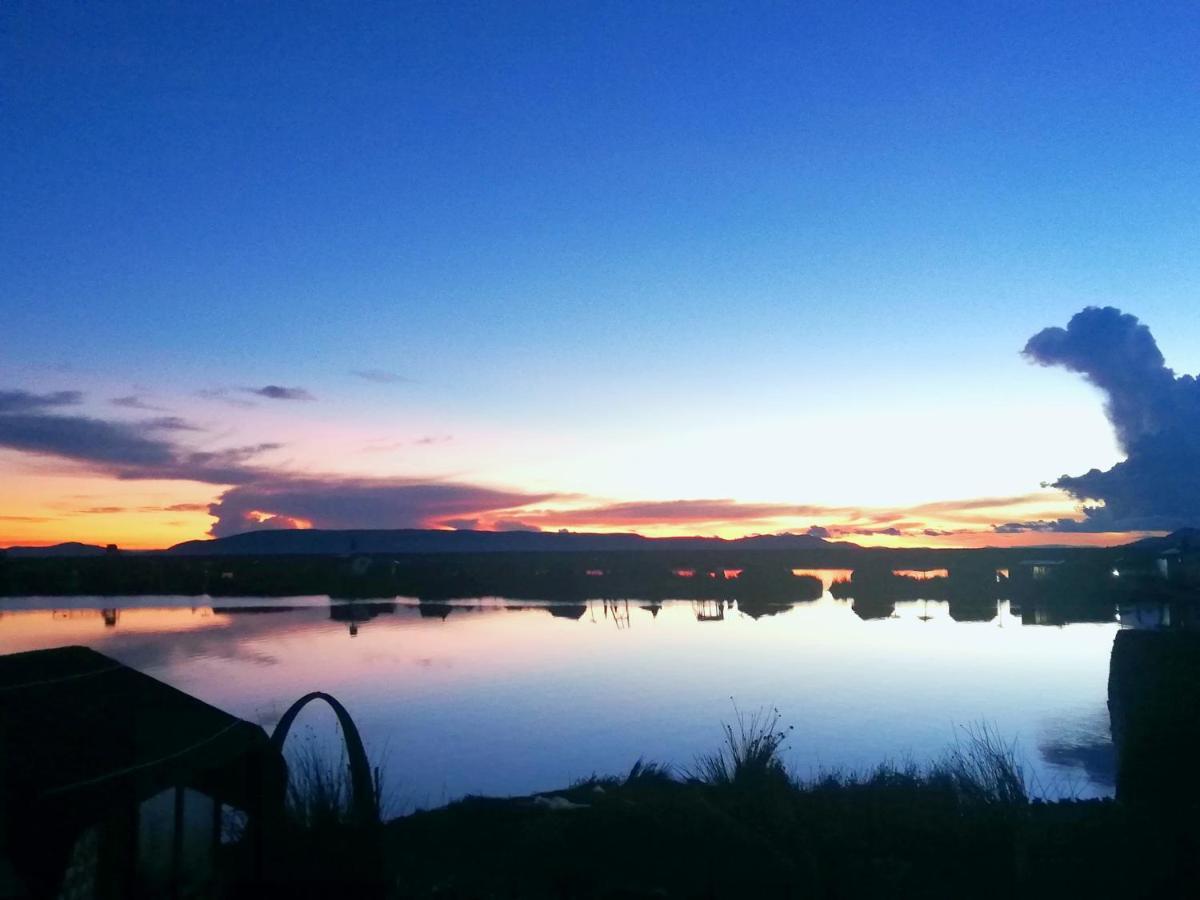 Los Uros Пуно Экстерьер фото