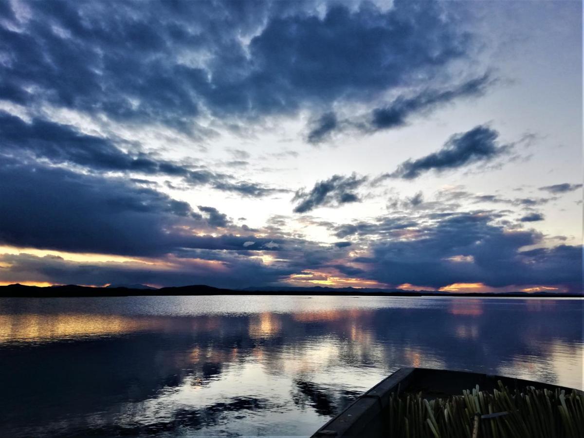 Los Uros Пуно Экстерьер фото