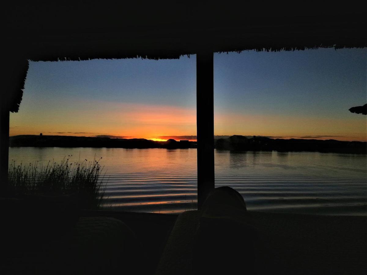 Los Uros Пуно Экстерьер фото